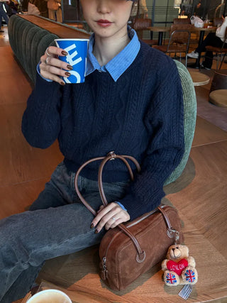 Cropped round knit
