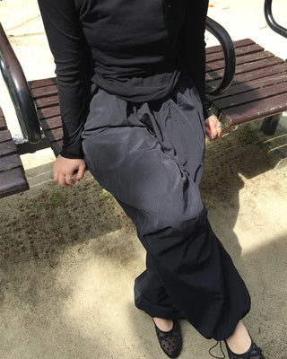 2-Way Knee-Tuck Easy Nylon Pants