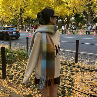 Checked long scarf