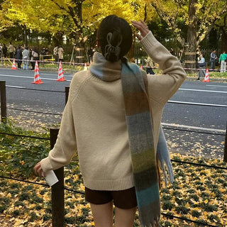Checked long scarf