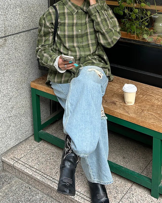 Patch pocket collar check shirt