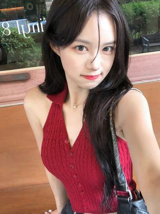 Twist knit cropped halter neck