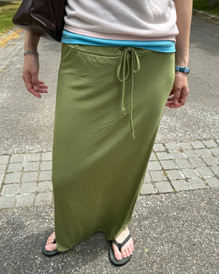 Basic long skirt