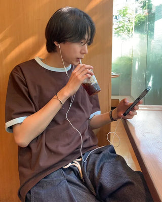 Retro-colored ringer neck T-shirt