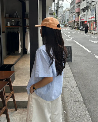 Pencil stripe half shirt