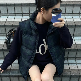 (Unisex) Checkered Padded Vest