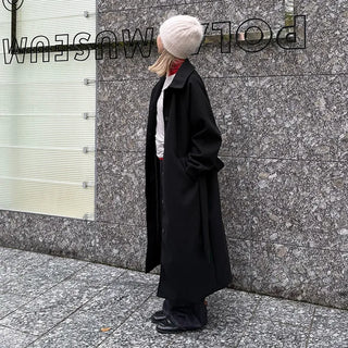 Back-tucked long coat