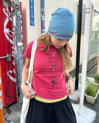 Short-sleeved semi-cropped color T-shirt