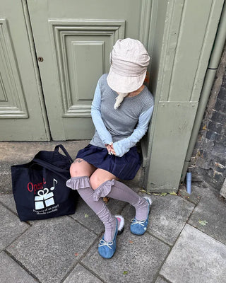 Frilled Outseam Loose Socks
