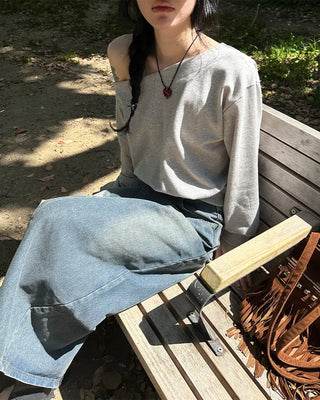 Boat neck sweatshirt