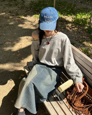 Boat neck sweatshirt