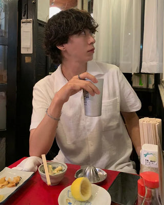 Simple short-sleeved colored shirt