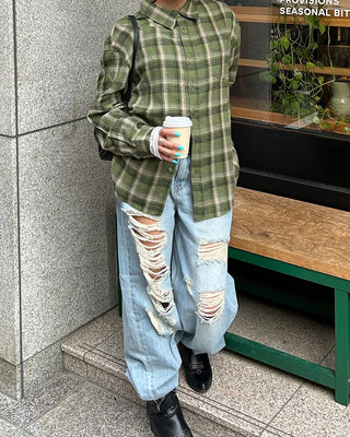Patch pocket collar check shirt
