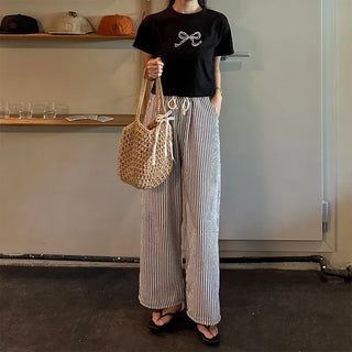 Ribbon short-sleeved cropped T-shirt
