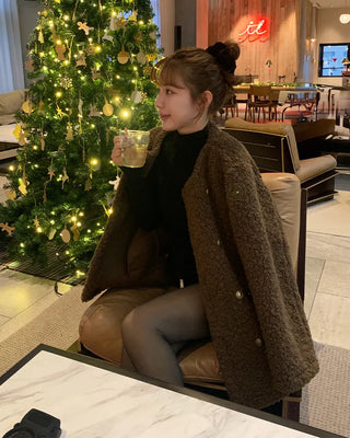 Boa Gold Button Point Round Jacket