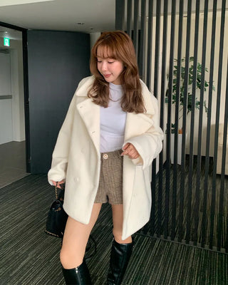 Color Button Half Coat