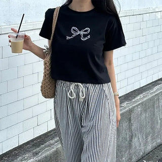 Ribbon short-sleeved cropped T-shirt