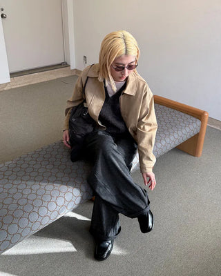 Point button zip fly suede blouson
