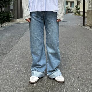 Straight wash denim pants