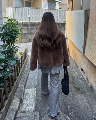 Crop collar point fur jacket