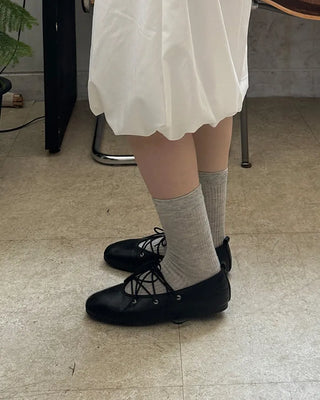 Lace-up flat shoes