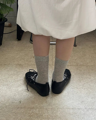 Lace-up flat shoes