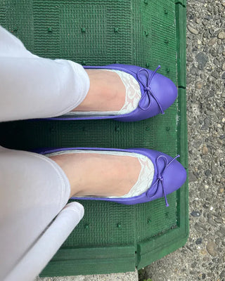Ribbon round collar flat shoes