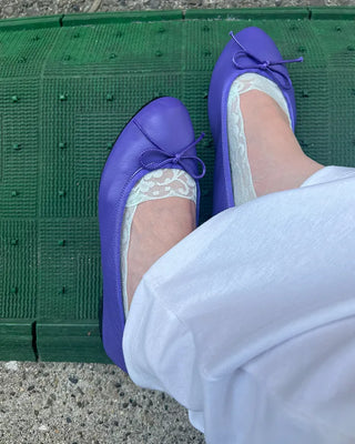 Ribbon round collar flat shoes