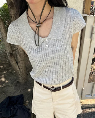 Round neck button collar knit