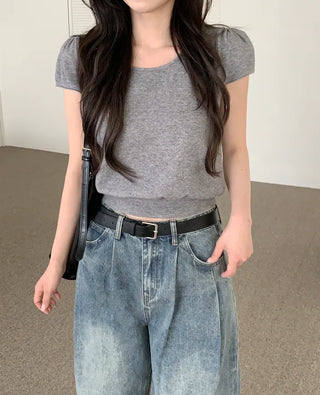 Puff-sleeved short-sleeved knit
