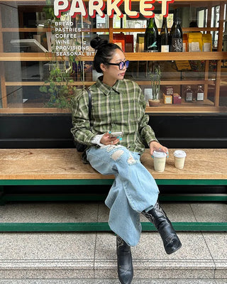 Patch pocket collar check shirt