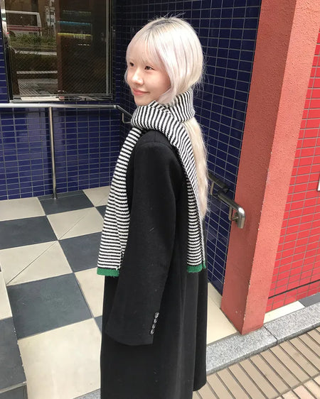 Egg Border Knit Scarf
