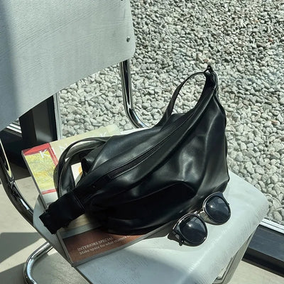 Daily Half-Moon Shoulder Bag