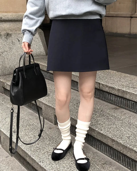 Clean Fit Mini Skirt