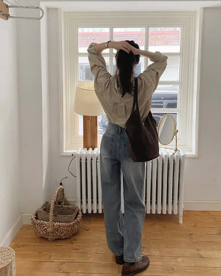 Semi-wide straight denim pants