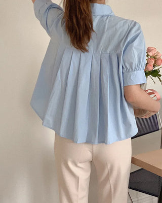 Feminine pleated blouse