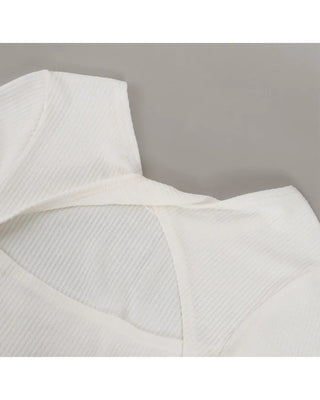 Back Point Slit Slim T-Shirt