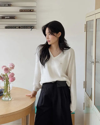 Daily V-neck knit