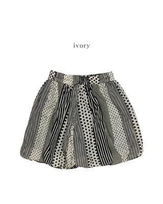 Pumpkin print skirt