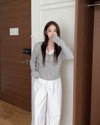 Snap button long-sleeved T-shirt