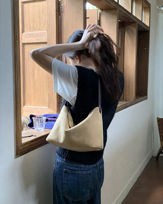 High-end looking, high-cost-performance suede bag