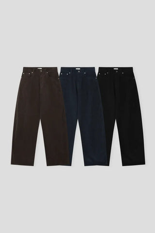 Curved corduroy wide-leg pants