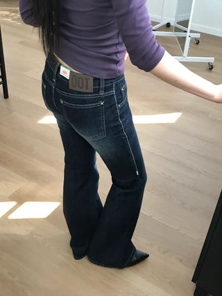 Flared low-rise jeans