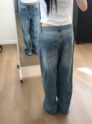 (Unisex) Distressed Wash Wide Jeans