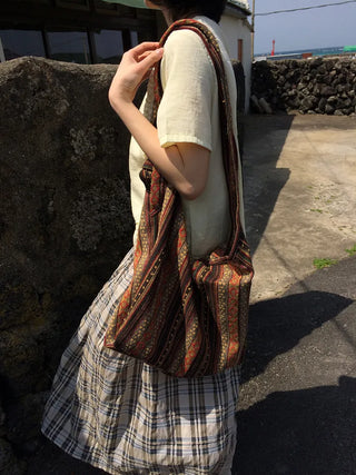 Vintage ethnic shoulder bag
