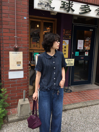 Flower button stripe border short-sleeved blouse