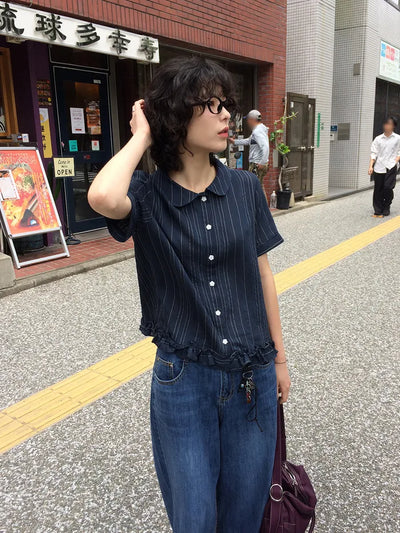 Flower button stripe border short-sleeved blouse