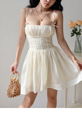 large swing pleating Dress