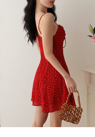 red floral pleated Dress