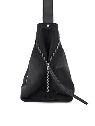 SIDE ZIPPER FABRIC SHOULDER BAG IN BLACK